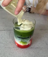 Strawberry Pistachio Matcha – Sommerlicher Genuss mit cremigem Twist